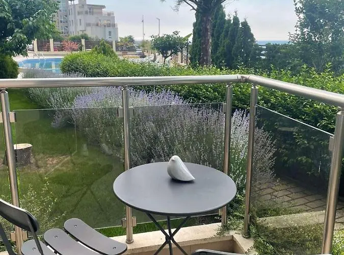 Fortuna Cape-byala Sp Apartmán *